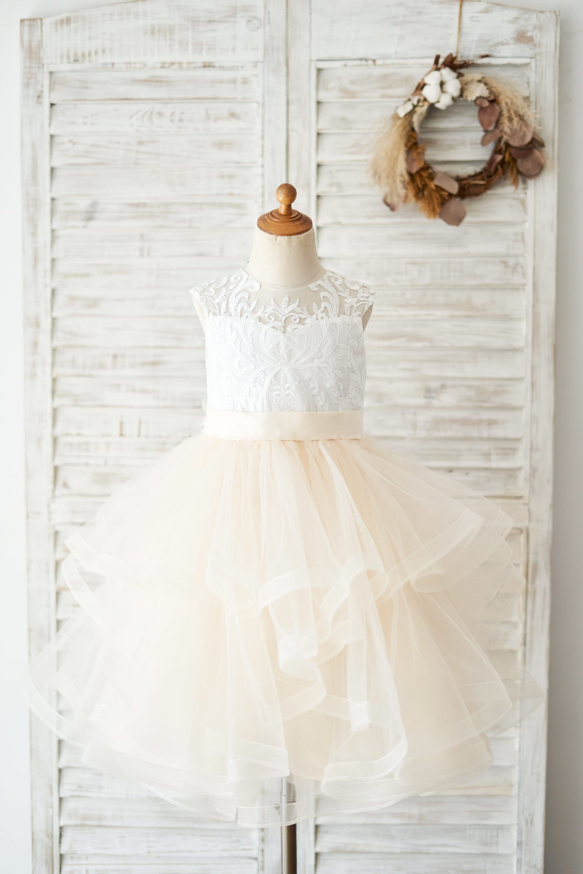 Girls Ivory Lace Champagne Tulle Short Knee Length Flower Girl's Dress Girls Ivory Lace Champagne Tulle Short Knee Length Flower Girl's Dress