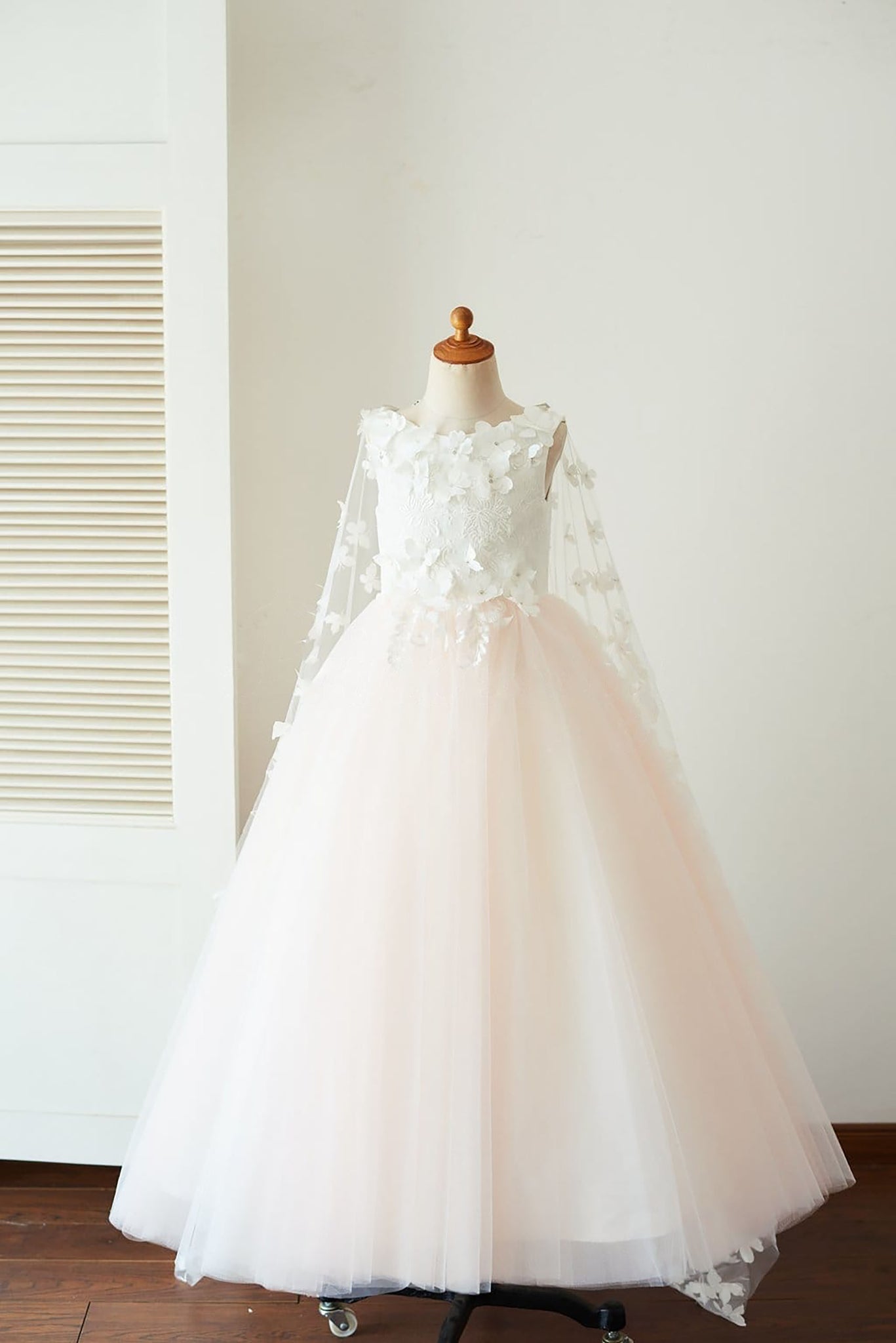 Ivory Lace Pink Tulle Wedding Party Flower Girl Dress with Butterfly Cape