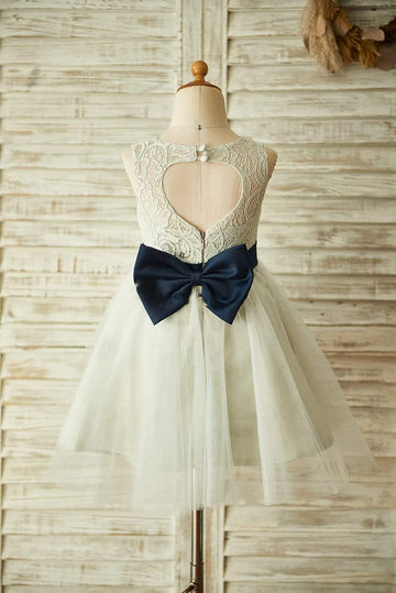 Keyhole Back Silver Gray Lace Tulle Wedding Flower Girl Dress with Bow Belt